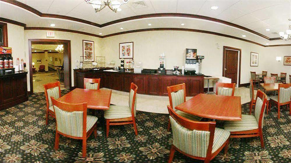Hampton Inn-Pawtucket, Ri Екстериор снимка